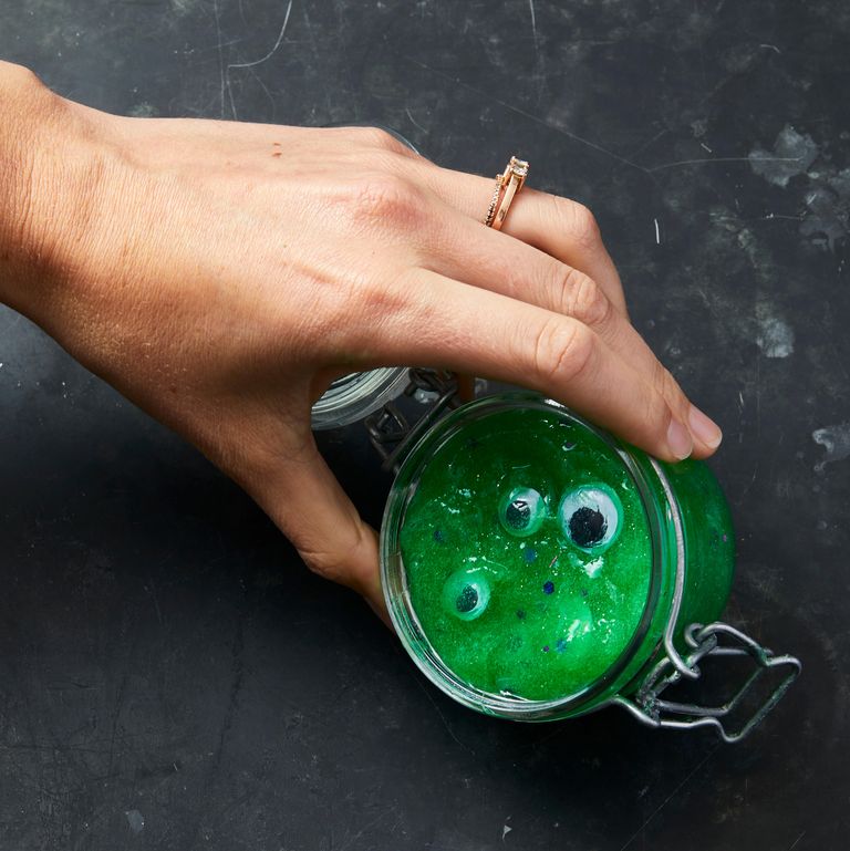 Cómo hacer Slime de Halloween fácil – Receta de Slime de Halloween de 5 ingredientes